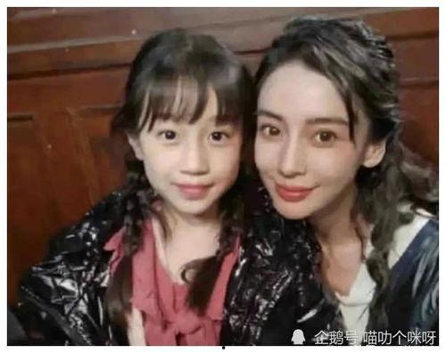 娱乐圈吃瓜小糖糖,揭秘明星背后的甜蜜与苦涩