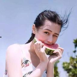娱乐吃瓜酱主动的女生,主动出击，她如何成为恋爱场上的焦点？