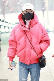 羽绒服娱乐吃瓜酱,揭秘娱乐圈那些不为人知的幕后故事