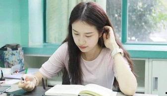 吃瓜新娱乐台州女老师,揭秘校园生活趣味瞬间