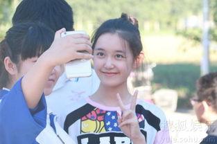 娱乐吃瓜蒋依依吴磊,娱乐吃瓜界的甜蜜佳话