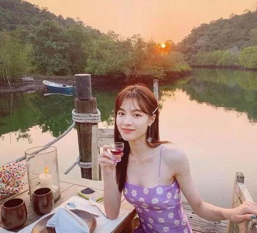 娱乐吃瓜姐钟楚曦